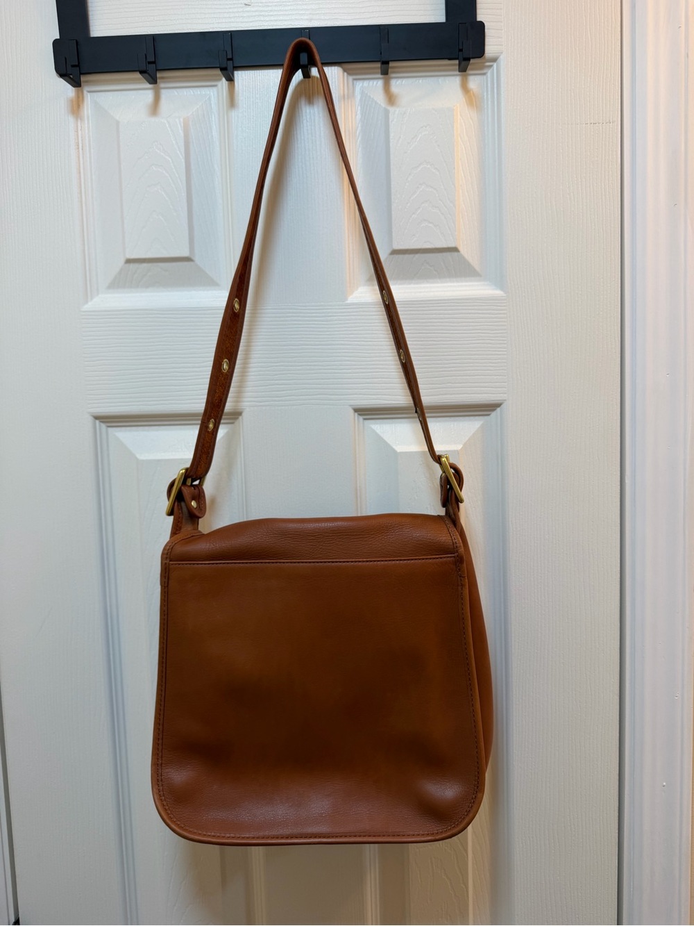 Vintage Coach Classic Brown Leather Shoulder Bag - Picture 5 of 5
